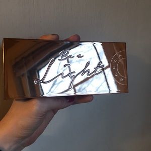 Becca - Be a Light Face Palette